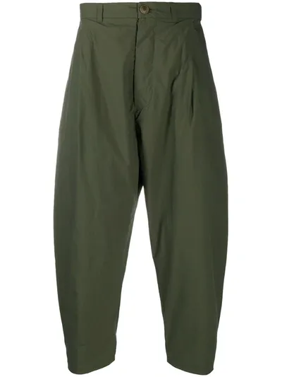 Casey Casey Cropped-leg Trousers In Green