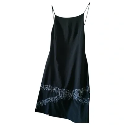 Pre-owned Ted Baker Mid-length Dress In Black