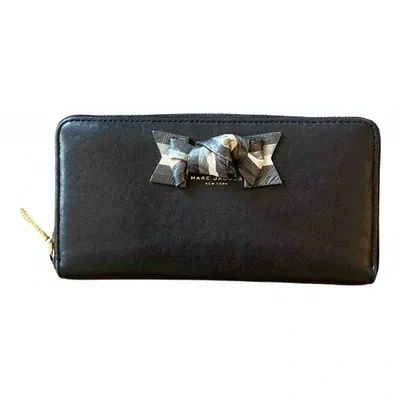 Pre-owned Marc Jacobs Leather Wallet In Black