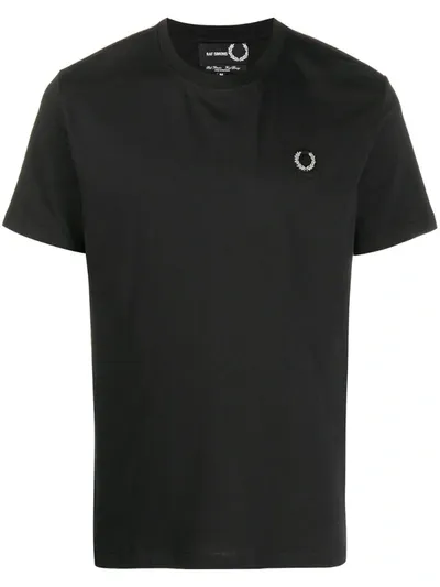 Fred Perry Short Sleeve Logo T-shirt In Black