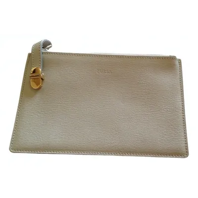 Pre-owned Furla Leather Clutch Bag In Grey