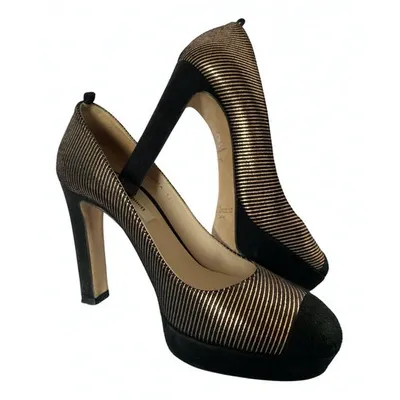 Pre-owned Lk Bennett Heels In Black