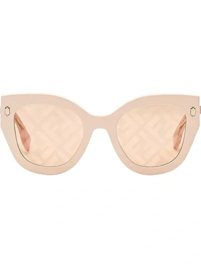 Fendi Fog439v1p Cat-eye-frame Sunglasses In Pink