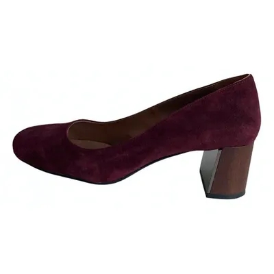 Pre-owned Lola Cruz Heels In Burgundy