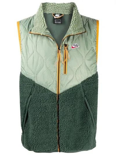 Nike Two-tone Padded Gilet In Green