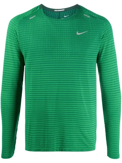 Nike Geometric Print T-shirt In Green