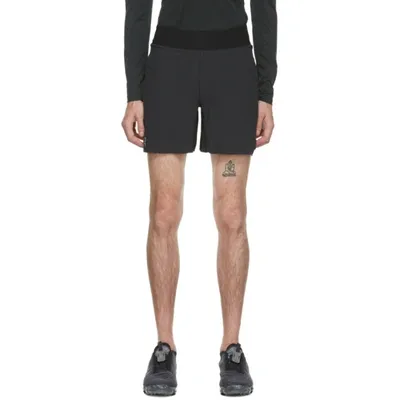 On Running Black Lightweight Shorts