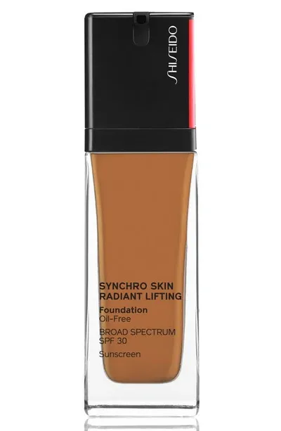 Shiseido Synchro Skin Radiant Lifting Foundation Spf 30 440 Amber 1.0 oz/ 30 ml In Amber (rich Tan Golden With A Slightly O