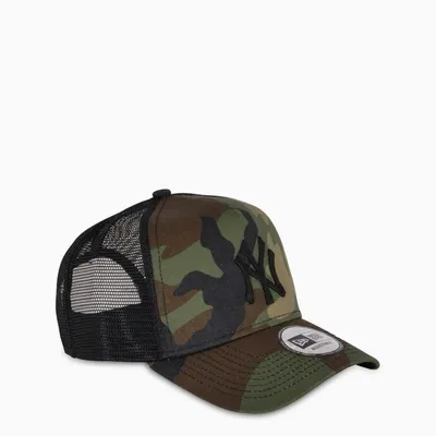 New Era Camou Clean Trucker Ny Cap In Green