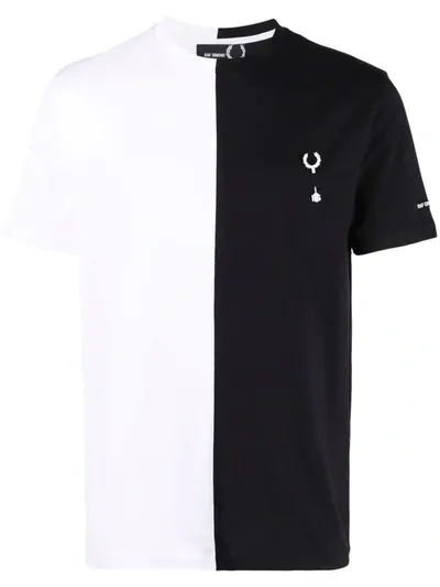 Fred Perry Two-tone Logo-pin T-shirt In Schwarz