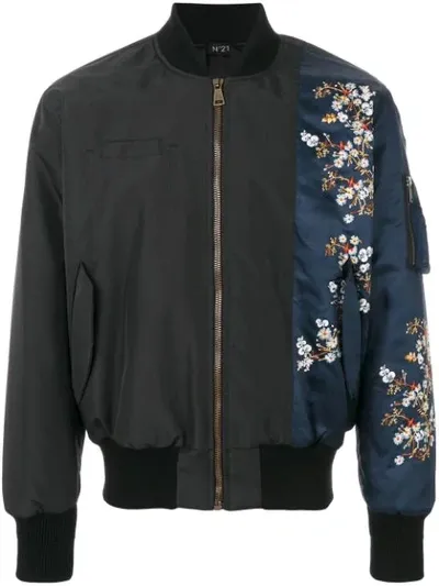 N°21 Flower Print Patch Bomber Jacket In Black