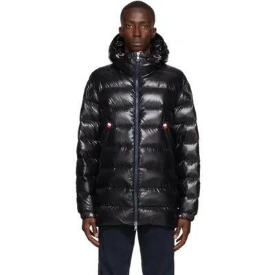 Moncler Courcillon Water Resistant Down Puffer Jacket In 黑色