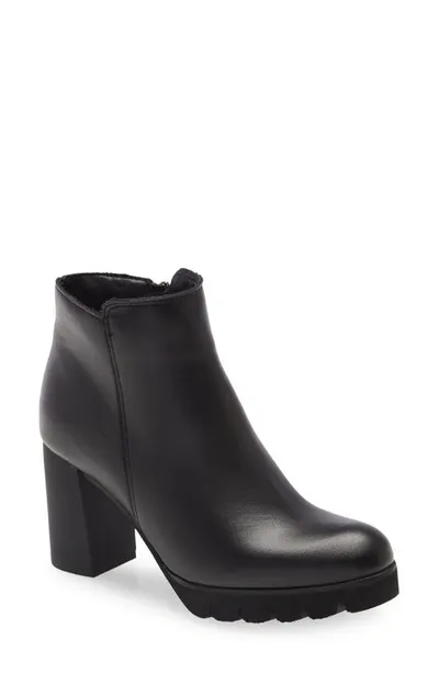 La Canadienne Maya Waterproof Bootie In Black Leather