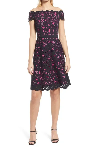 Shani Boat-neck Cap-sleeve Laser Cutting Dress In Black Pink