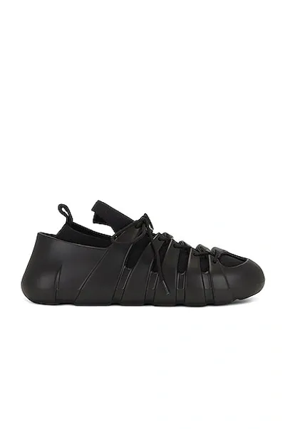 Bottega Veneta Cut Out-detail Lace-up Trainers In Black