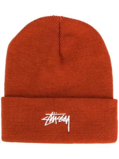 Stussy Logo Embroidered Beanie In Yellow