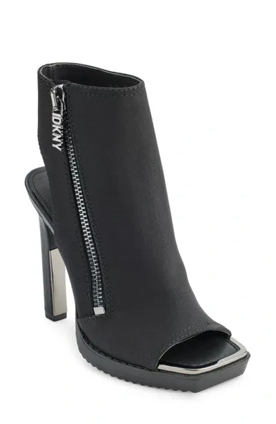 Dkny Malia Sandal In Black