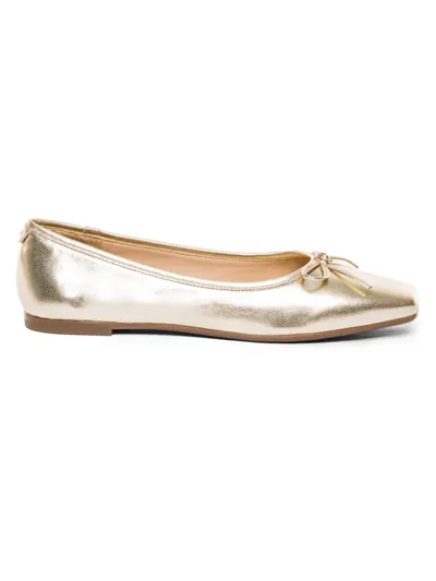 Bernardo Gwynn Metallic Bow Ballerina Flats In Champagne