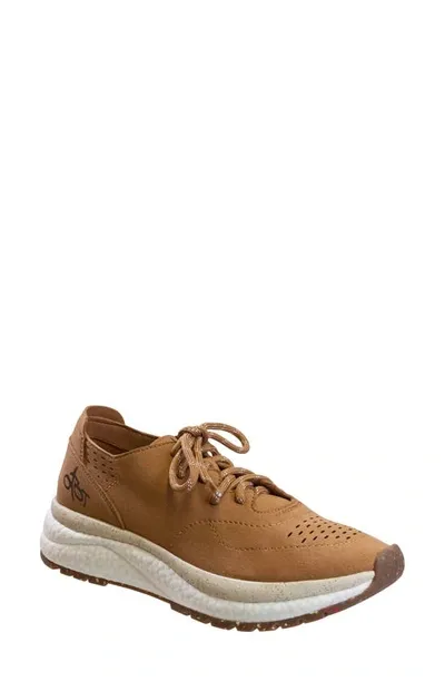 Otbt Free Sneaker In Camel