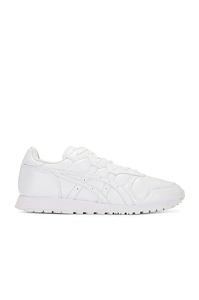 Comme Des Garçons Shirt Oc Runner Asics Sneakers In White