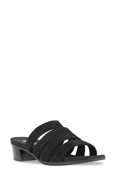 Munro Adrianne Sandal In Black Suede