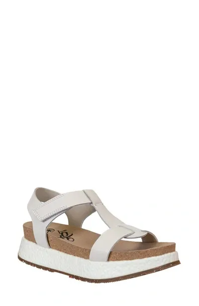 Otbt Mend Platform Sandal In White