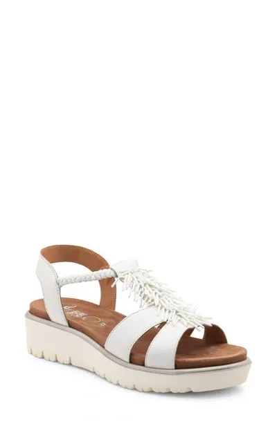 Ara Bristol Platform Sandal In Cream Calf