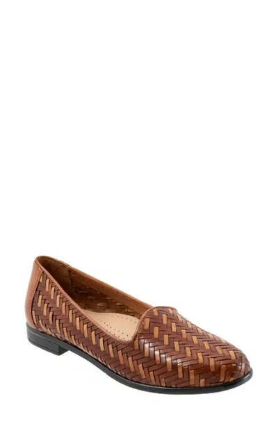 Trotters Liz Iii Flat In Brown Multi