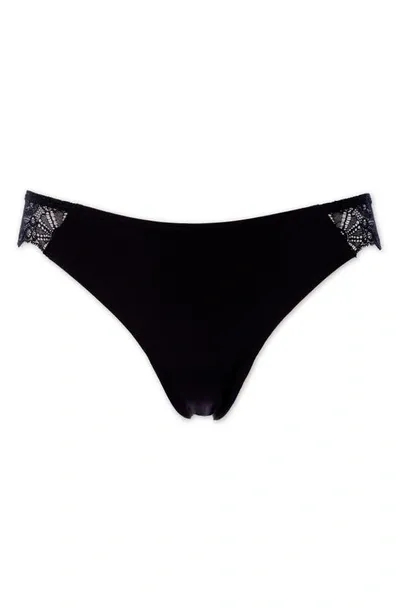 Huit Grand Tanga In Black