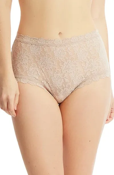 Hanky Panky Signature Lace High Waist Boyshorts In Chai