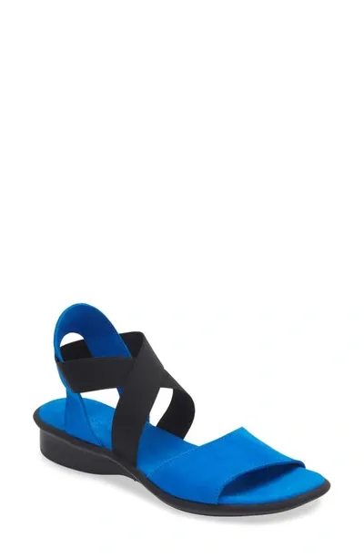 Arche Satia Sandal In Cyano