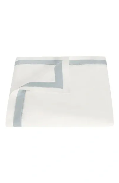 Matouk Ambrose 600 Thread Count Cotton Sateen Duvet Cover In Bone/pool