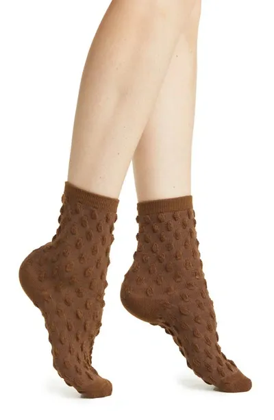 High Heel Jungle Dot Textured Crew Socks In Brown