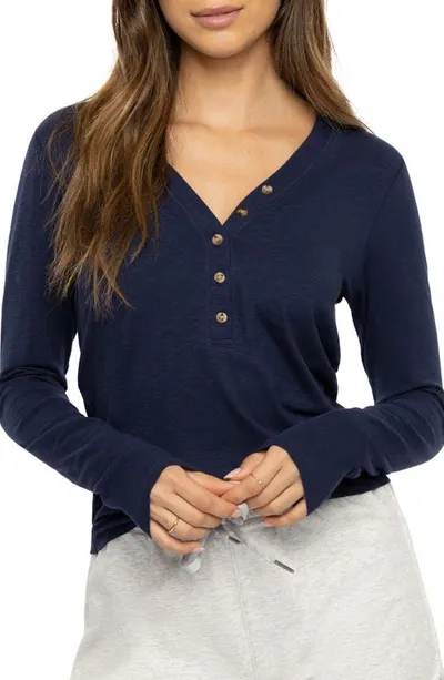 Travis Mathew Travismathew Cloud Stretch Modal & Cotton Henley In Navy