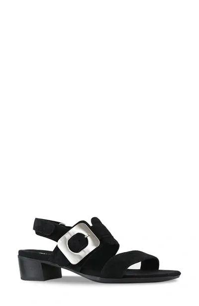 Munro Ashlin Slingback Sandal In Black Suede