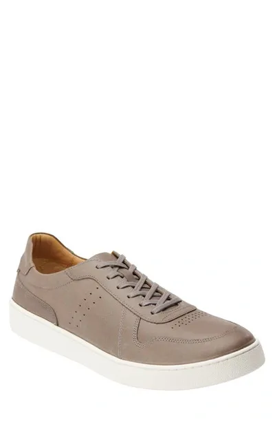 Nisolo Beto Go-to Court Sneaker In Grey