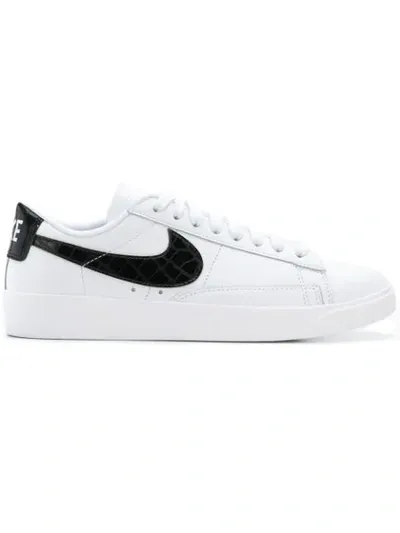 Nike Logo Lace-up Sneakers In White