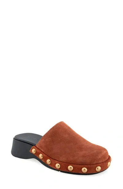 Aerosoles Faye Clog In Ginger Bread Suede