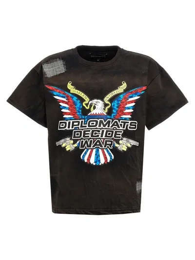 Who Decides War Diplomats Decide War T-shirt In Black