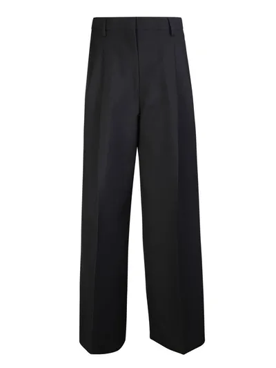 Burberry Trousers In Black