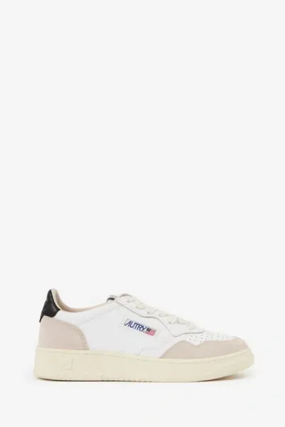 Autry Sneakers In White