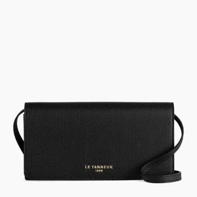 Le Tanneur Pochette À Rabat Avec Bandoulière Amovible Emilie En Cuir Signature T In Black