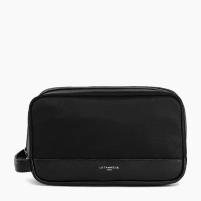 Le Tanneur Zipped Gaspard Toiletry Bag In Black