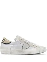 Philippe Model Prsx L.d Sneakers In Silver Suede And Leather In White