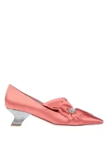 Roger Vivier Pumps In Pink