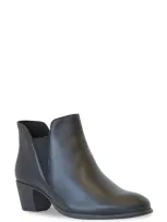 Munro Jackson Bootie In Black Leather