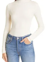 Ag Chels Ribbed Turtleneck Sweater In White Cream