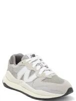 New Balance 5740 Sneaker In Rain Cloud/ Marblehead