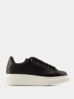 Alexander Mcqueen Oversized Sneakers In Black