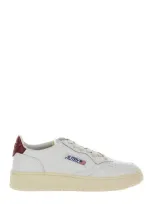 Autry Medalist White Low Top Sneakers With Contrasting Heel Tab In Leather Woman In White, Red